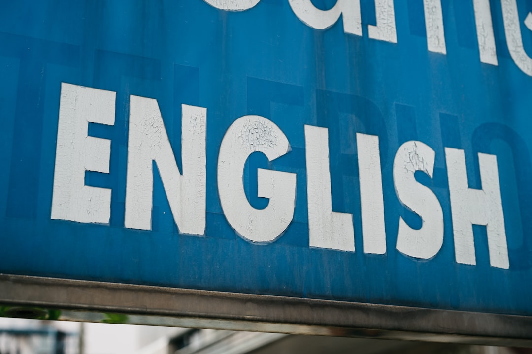 Engelse meisjesnamen: populaire keuzes en wat ze betekenen